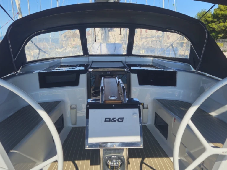 Bootverhuur Hanse Hanse 418 in Trogir via SamBoat