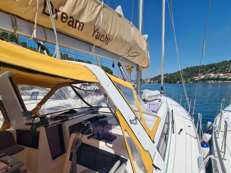 Verhuur Zeilboot Bénéteau met vaarbewijs
