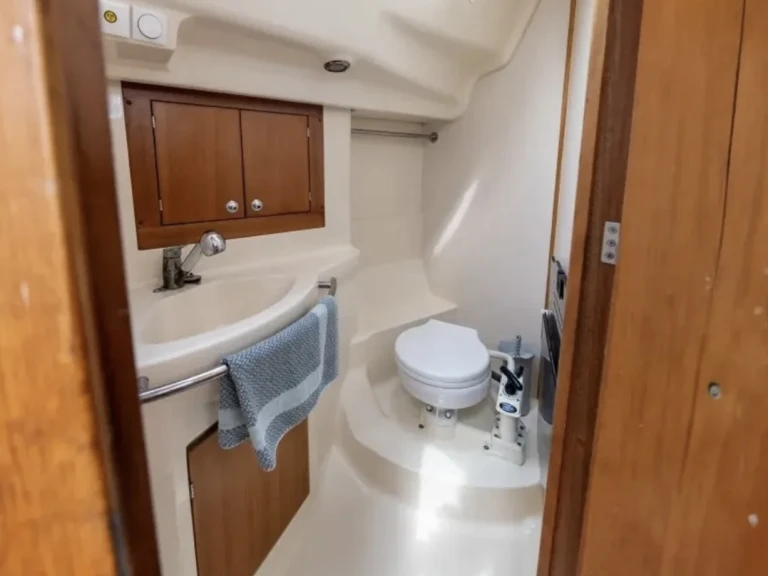Elan Impression 384 te huur van particulier of professional in Préveza