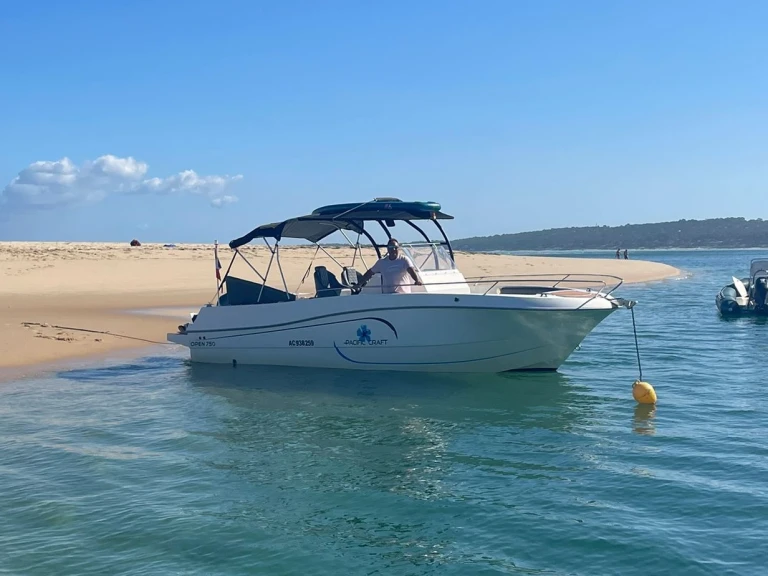 Huur een Pacific Craft Pacific Craft 750 Open in Arcachon