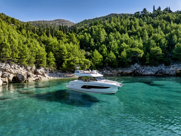 Bootverhuur Dubrovnik goedkoop Prestige 420 Fly