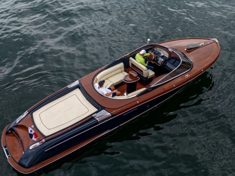 Motorboot te huur in Panama City Beach voor de beste prijs