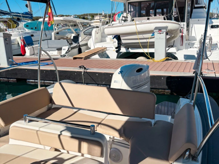 Motorboot te huur in Mahón voor de beste prijs