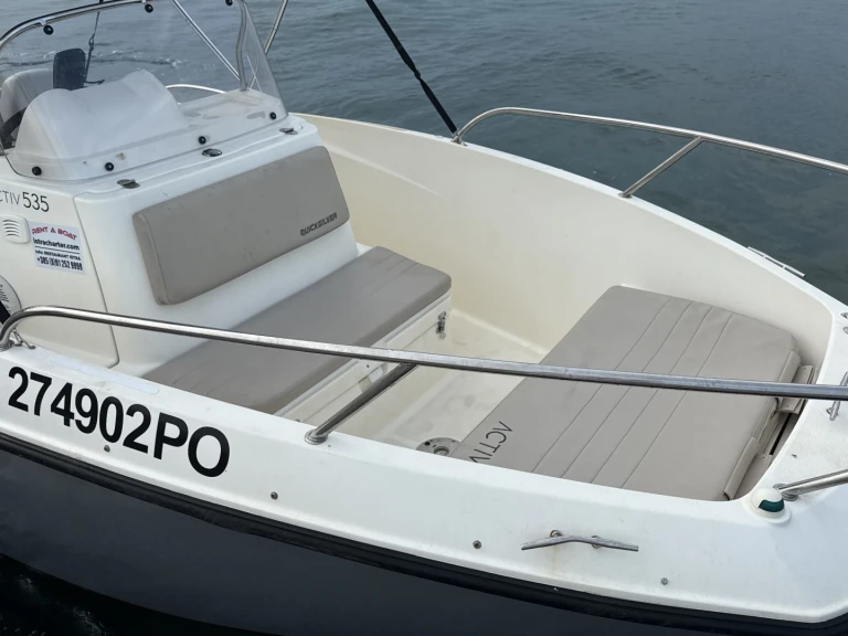 Verhuur Motorboot Quicksilver met vaarbewijs