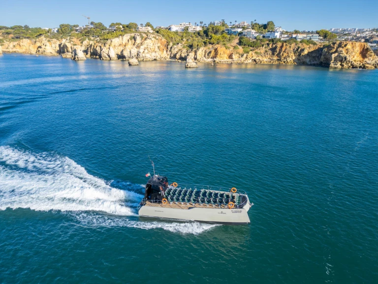 Huur een drassanes Custom in Marina de Lagos