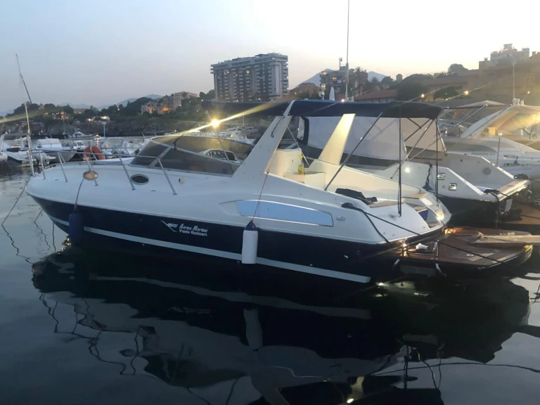 Huur Motorboot met of zonder schipper Airon in Palermo