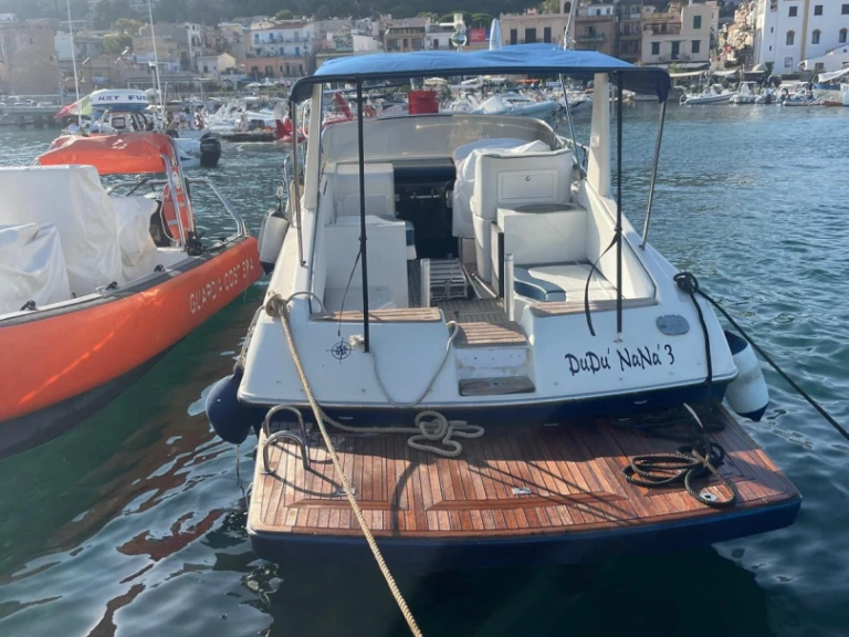 Verhuur Motorboot Airon met vaarbewijs