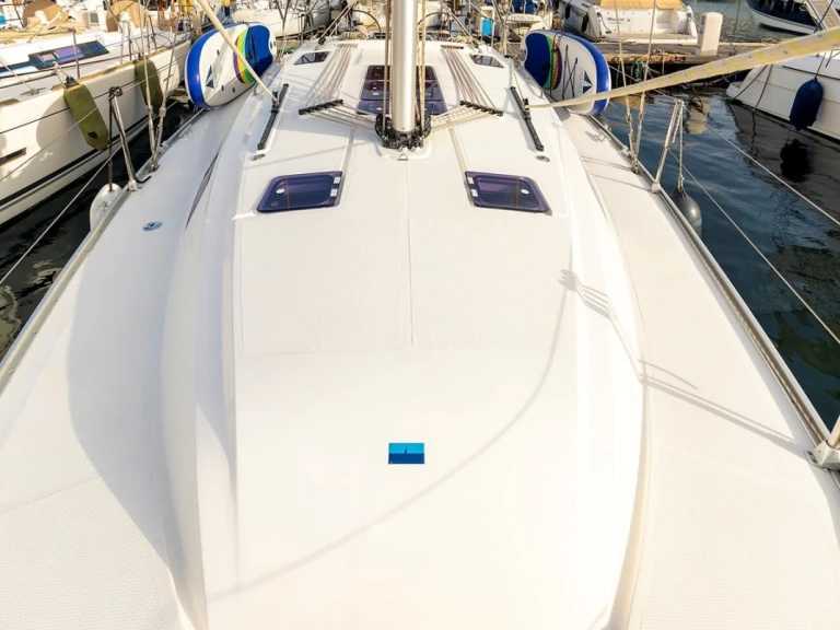 Huur Zeilboot met of zonder schipper Bavaria in Kalkara
