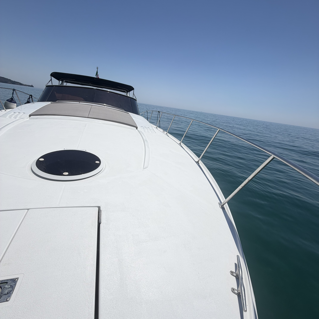 Bootverhuur Terracina goedkoop Carver 440