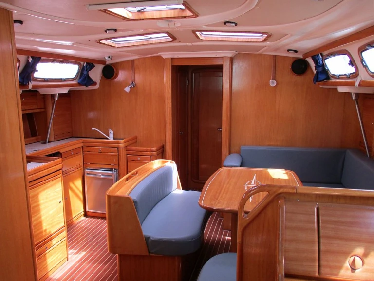 Verhuur Zeilboot Bavaria met vaarbewijs