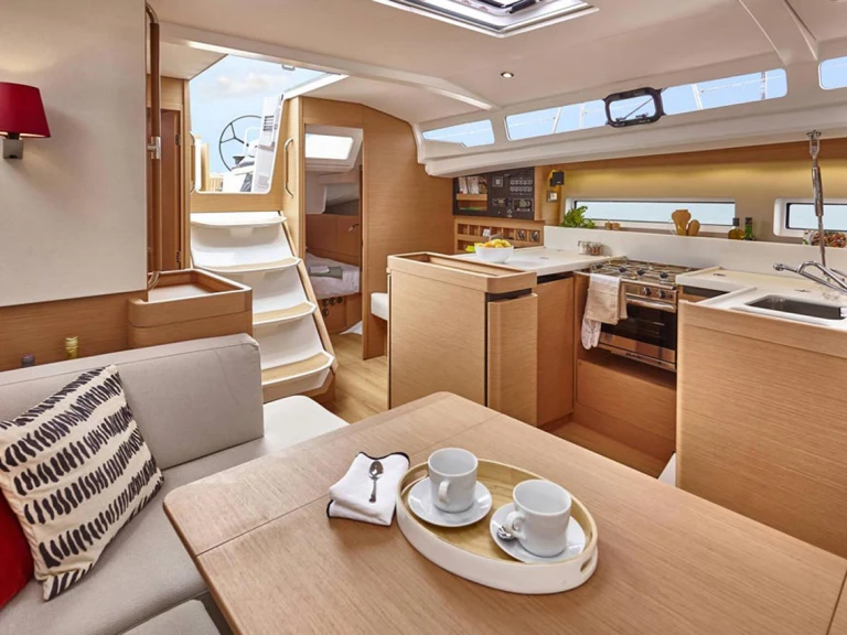 Bootverhuur Jeanneau Sun Odyssey 440 in Murter-Kornati via SamBoat