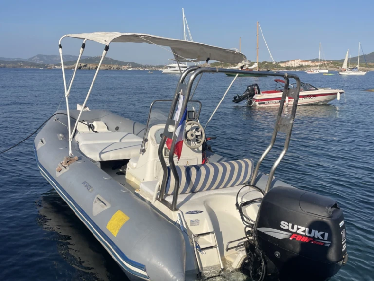 Huur een Zodiac Medline I in Six-Fours-les-Plages