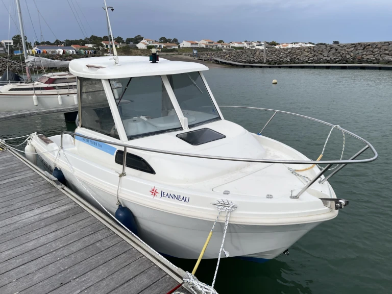 Jachthuur in Les Sables-d'Olonne - Jeanneau Merry Fisher 530 HB Cabine via SamBoat