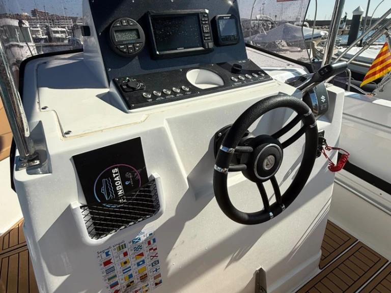 Motorboot te huur in l'Escala voor de beste prijs