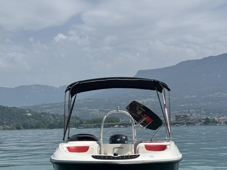Verhuur Motorboot in Grand Port d'Aix-les-Bains - Bayliner Bayliner 180 Element XL