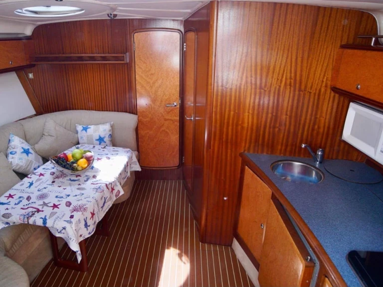Huur Motorboot met of zonder schipper Bavaria in Valletta