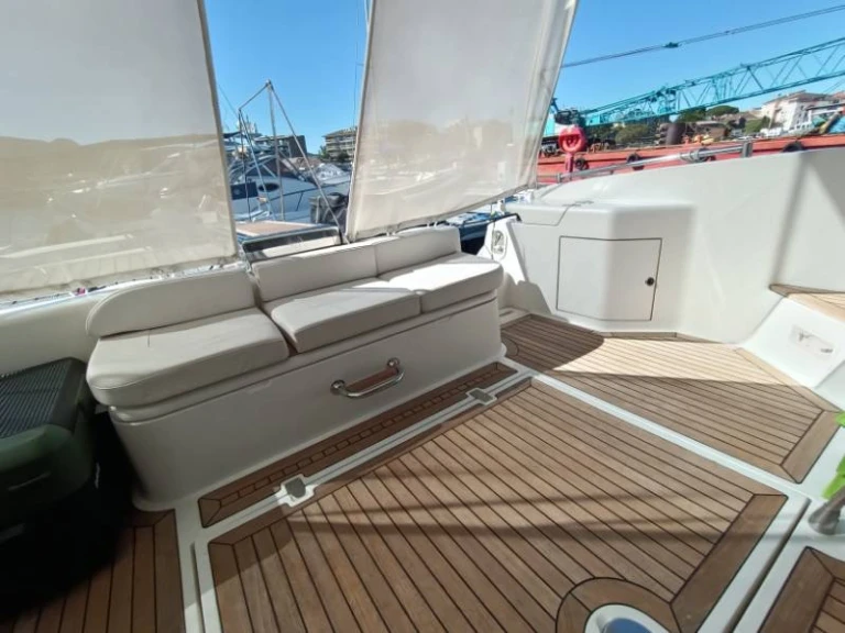 Bootverhuur Porto-Vecchio goedkoop Azimut 40
