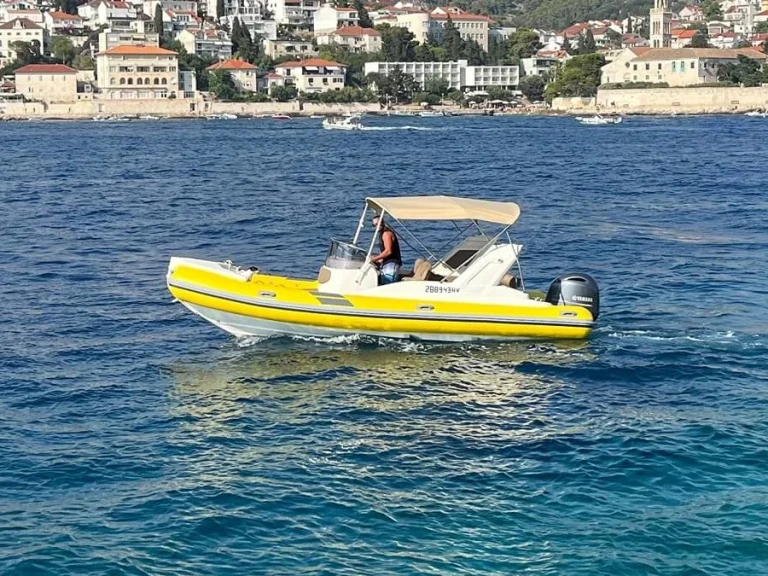 Verhuur Motorboot in Hvar - Aquamax B23F