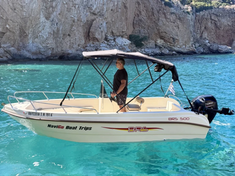 Motorboot te huur in Heraklion Municipality voor de beste prijs