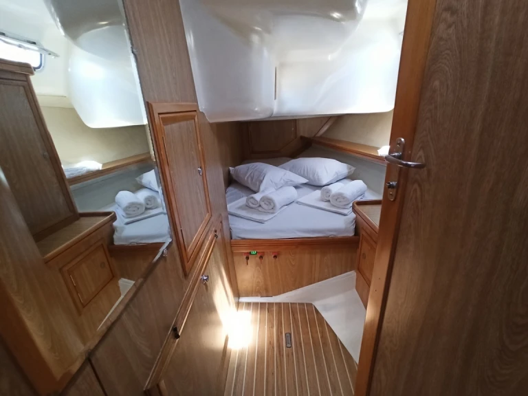 Ocean Yachts Ocean Star 51.2 te huur van particulier of professional in Kalamata