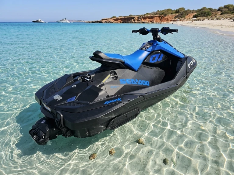 Jet Ski te huur in Marina Ibiza voor de beste prijs