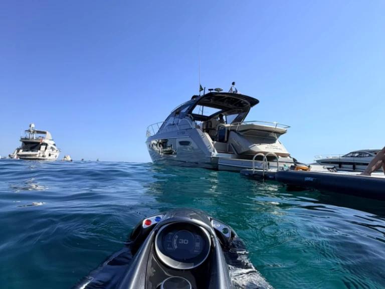 Verhuur Motorboot in Nice Port - Cranchi Cranchi M44 HT