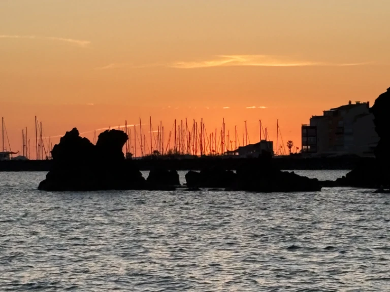 Motorboot te huur in Le Cap d'Agde voor de beste prijs