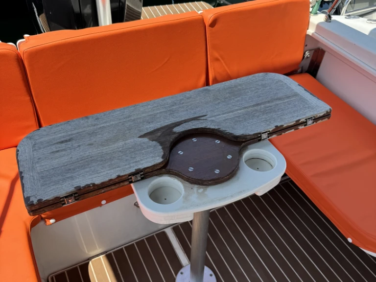 Huur een Quicksilver Activ 755 Sundeck in Marseille