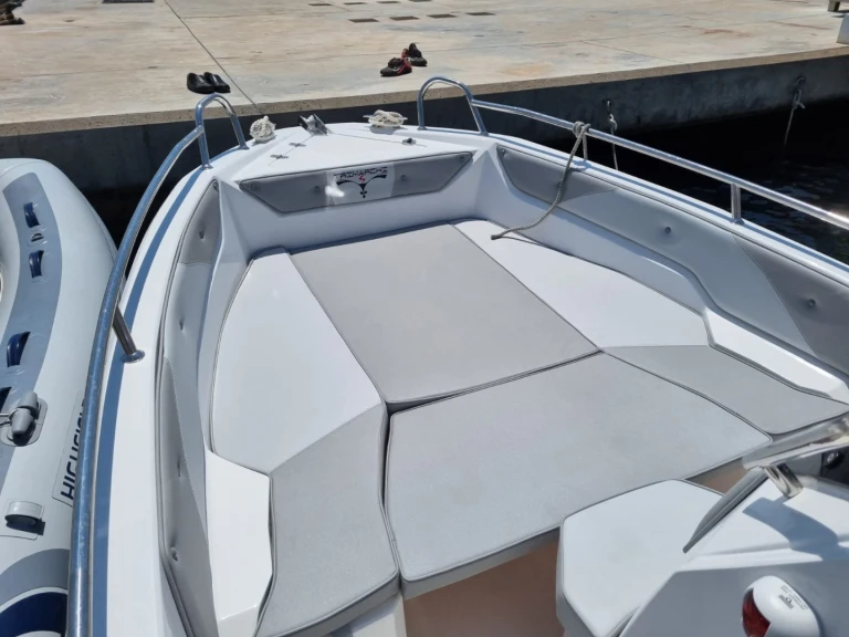 Verhuur Motorboot Trimarchi met vaarbewijs