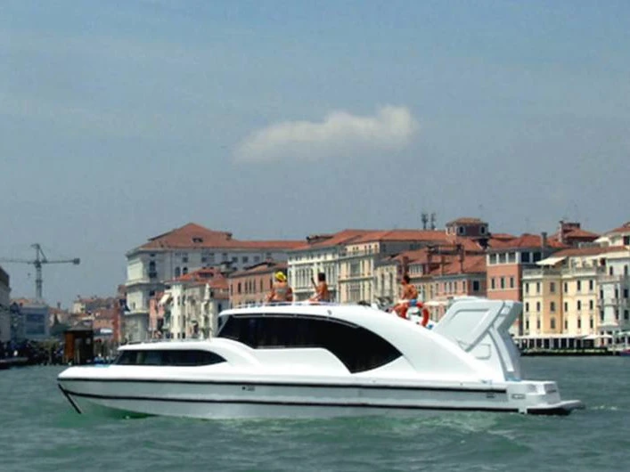 Huur Motorboot met of zonder schipper Le Boat in Precenicco