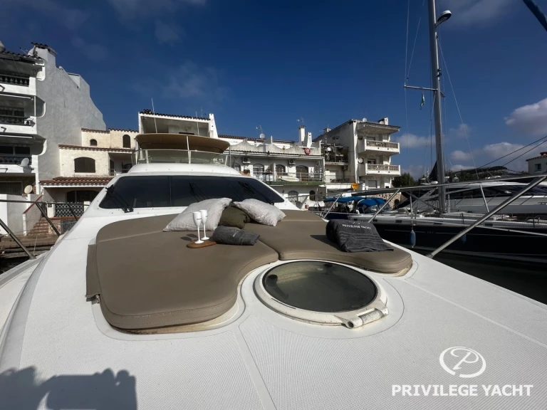 Bootverhuur Azimut Azimut 55 Fly in Roses via SamBoat