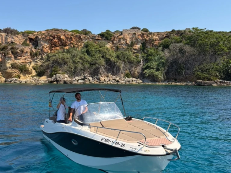Jachthuur in Mahon Port - Quicksilver Activ 755 Sundeck via SamBoat