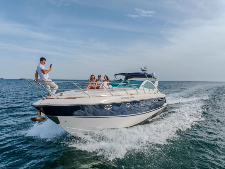 Huur een Fairline Targa 52 in Cascais