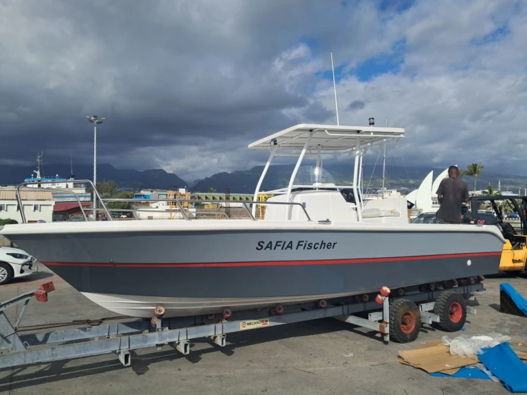 Bootverhuur yaman SG720 in Port Réunion Ouest via SamBoat