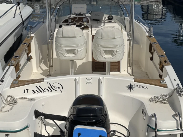 Bootverhuur Les Issambres goedkoop Cap Camarat 625