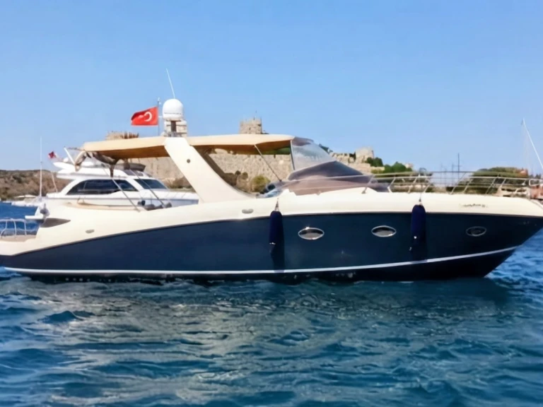 Motorboot te huur in Fethiye voor de beste prijs