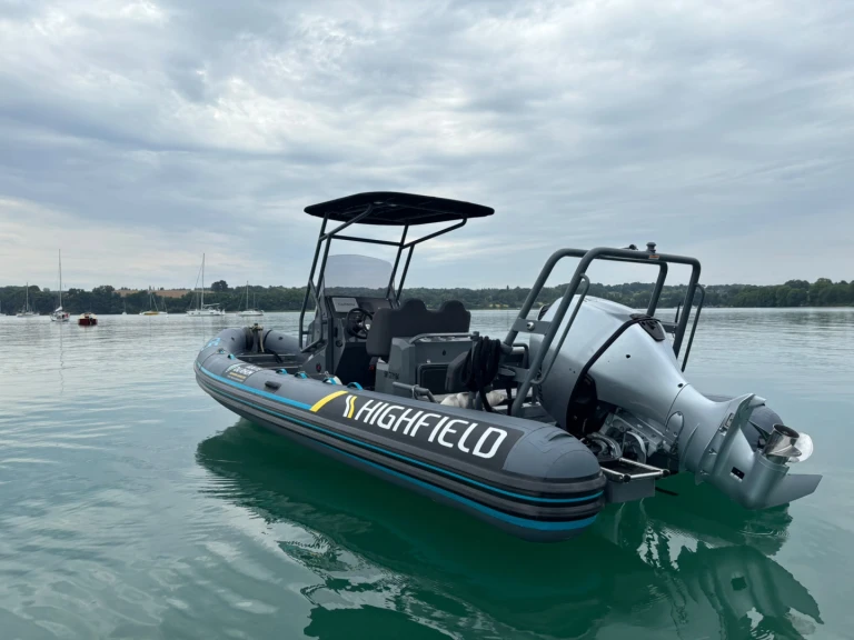 Huur een Highfield Highfield Sport 650 in Dinard