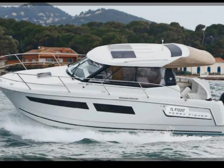 Motorboot te huur in Villefranche-sur-Mer voor de beste prijs