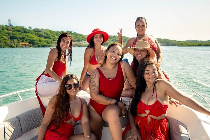 Catamaran te huur in Bahía de Cartagena de Indias voor de beste prijs