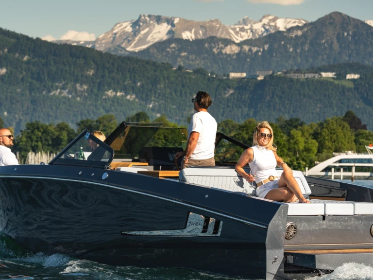 Motorboot te huur in Zürich voor de beste prijs