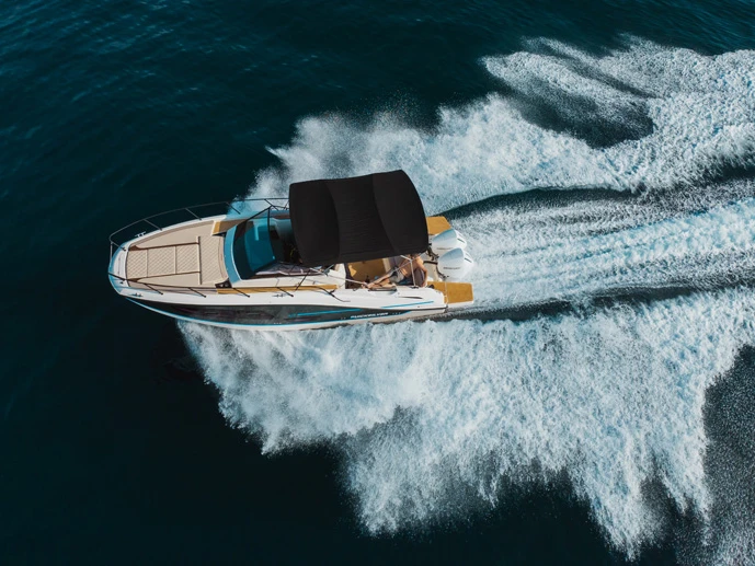 Verhuur Motorboot Quicksilver met vaarbewijs