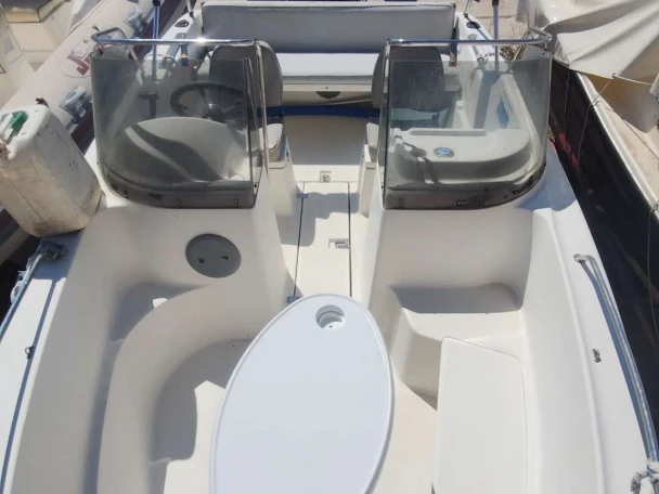 Quicksilver Activ 505 Open te huur van particulier of professional in L'Estaque