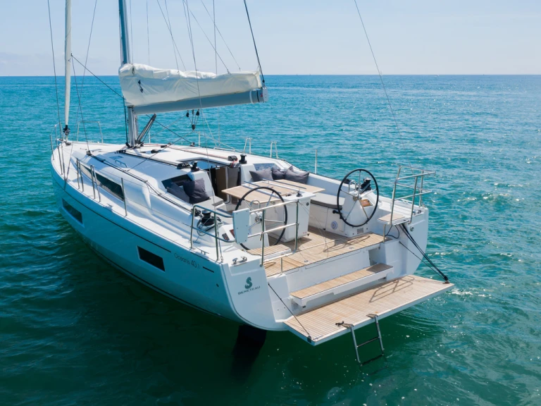 Jachthuur in Ao Po - Bénéteau Oceanis 40.1 via SamBoat