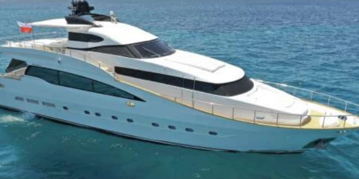 Huur Jacht met of zonder schipper Overmarine S.p.a in Roses