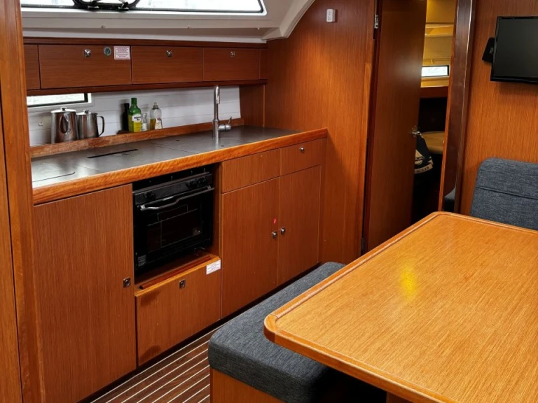 Verhuur Zeilboot Bavaria met vaarbewijs