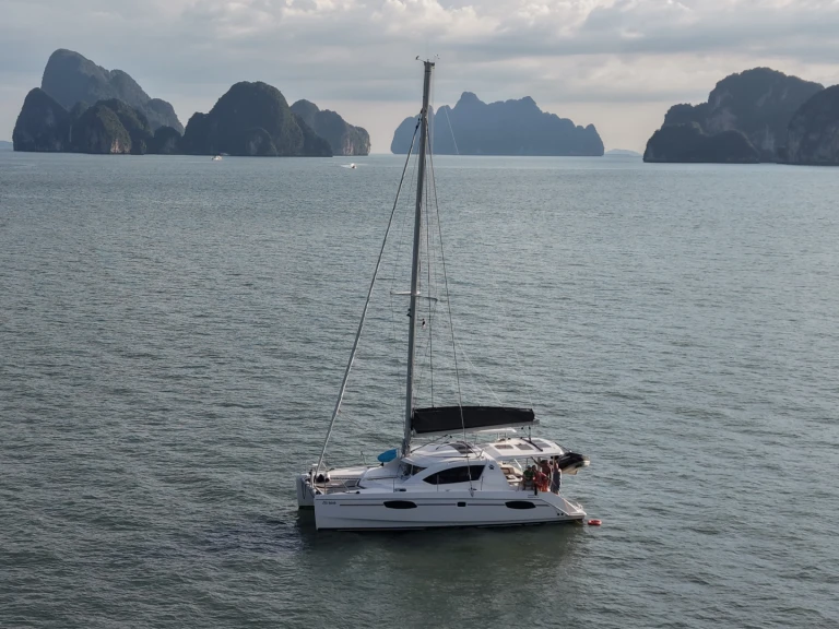 Huur een Leopard Catamarans / Robertson & Caine Leopard 39 in Mai Khao