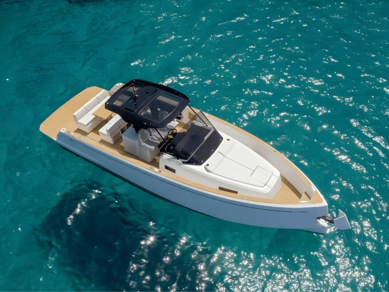 Pardo Yachts Pardo 38 te huur van particulier of professional in Glyfáda