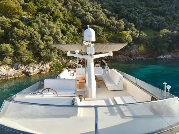 Huur een Custom Made custom in Göcek