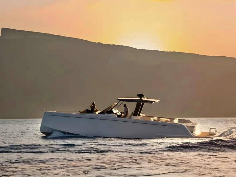 Verhuur Motorboot Pardo Yachts met vaarbewijs