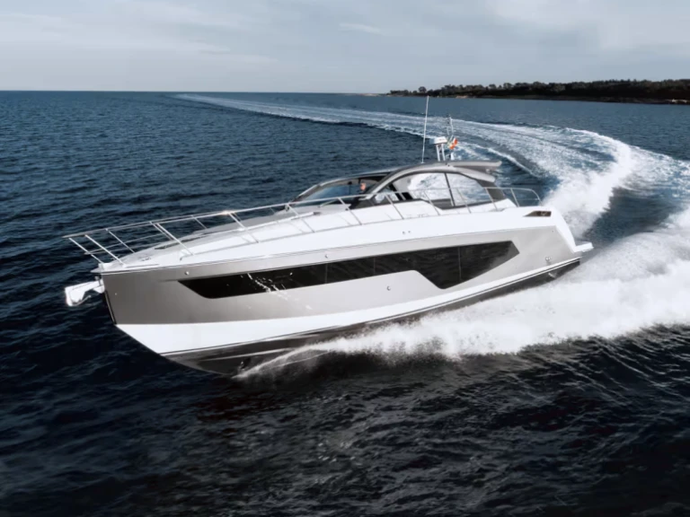 Motorboot te huur in Palaio Faliro voor de beste prijs